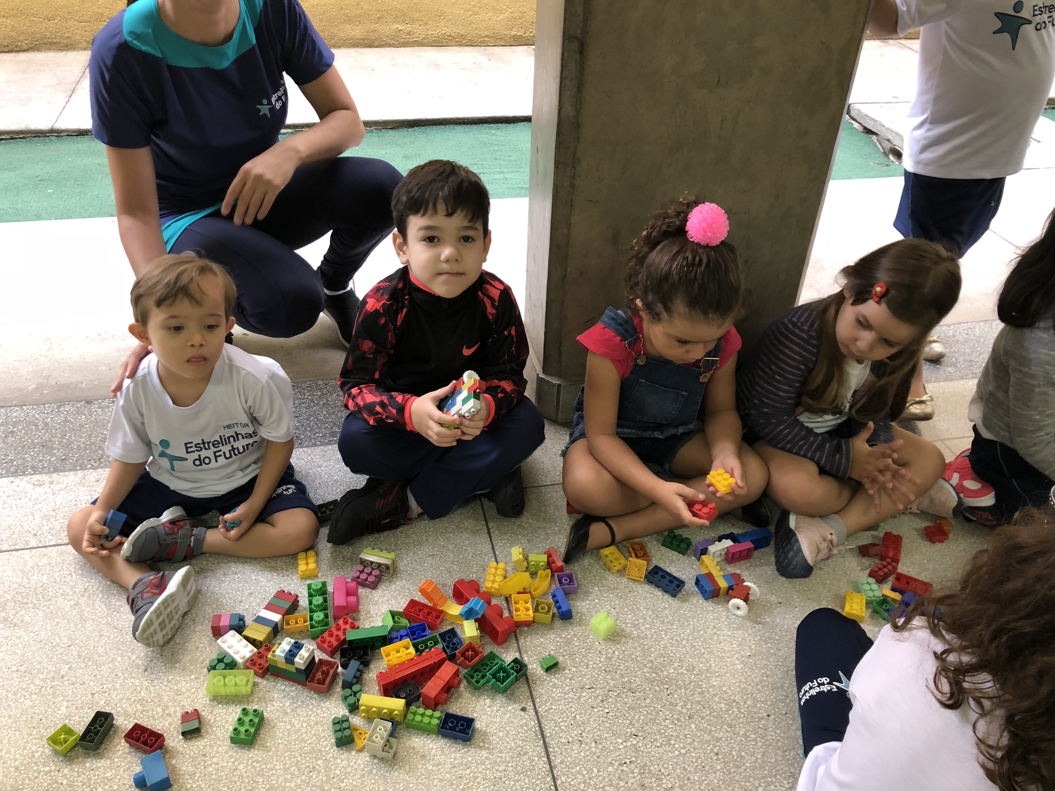 Aula de Xadrez  Escola Estrelinhas do Futuro